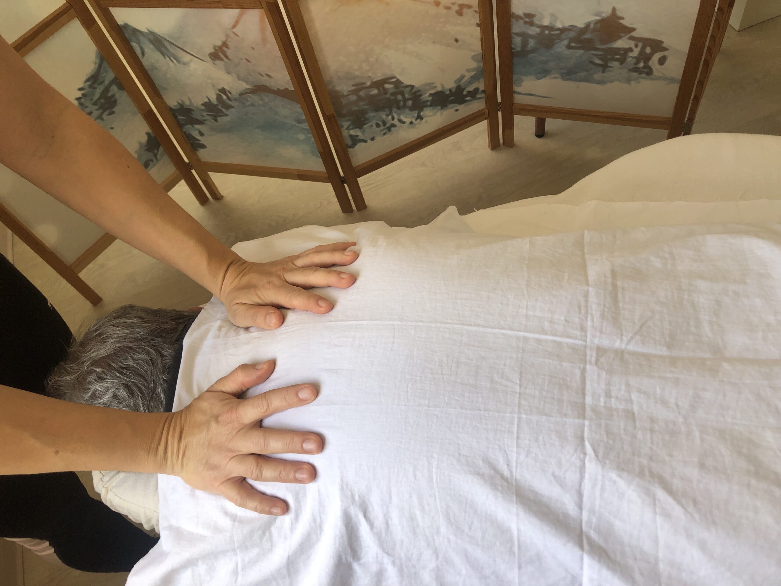 Soin traditionnel chinois Tuina pour libérer les tensions dans l'Ouest Lyonnais.
